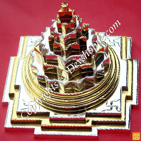 Meru Yantra in Panchdhatu 5 inches x 5 inches