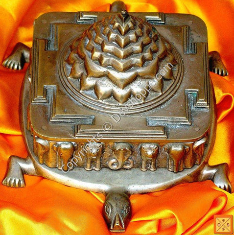 Ashtadhatu Kurm Meru Shri Yantra - The Meru yantra on Tortoise back for Courage and Prosperity