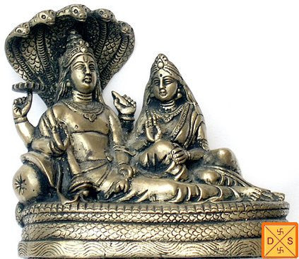 Lord Vishnu and goddess lakshmi idol in ashtadhatu